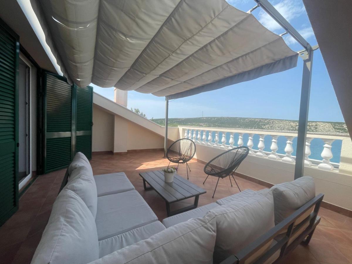 Apartments Andrea Stara Novalja Exterior photo